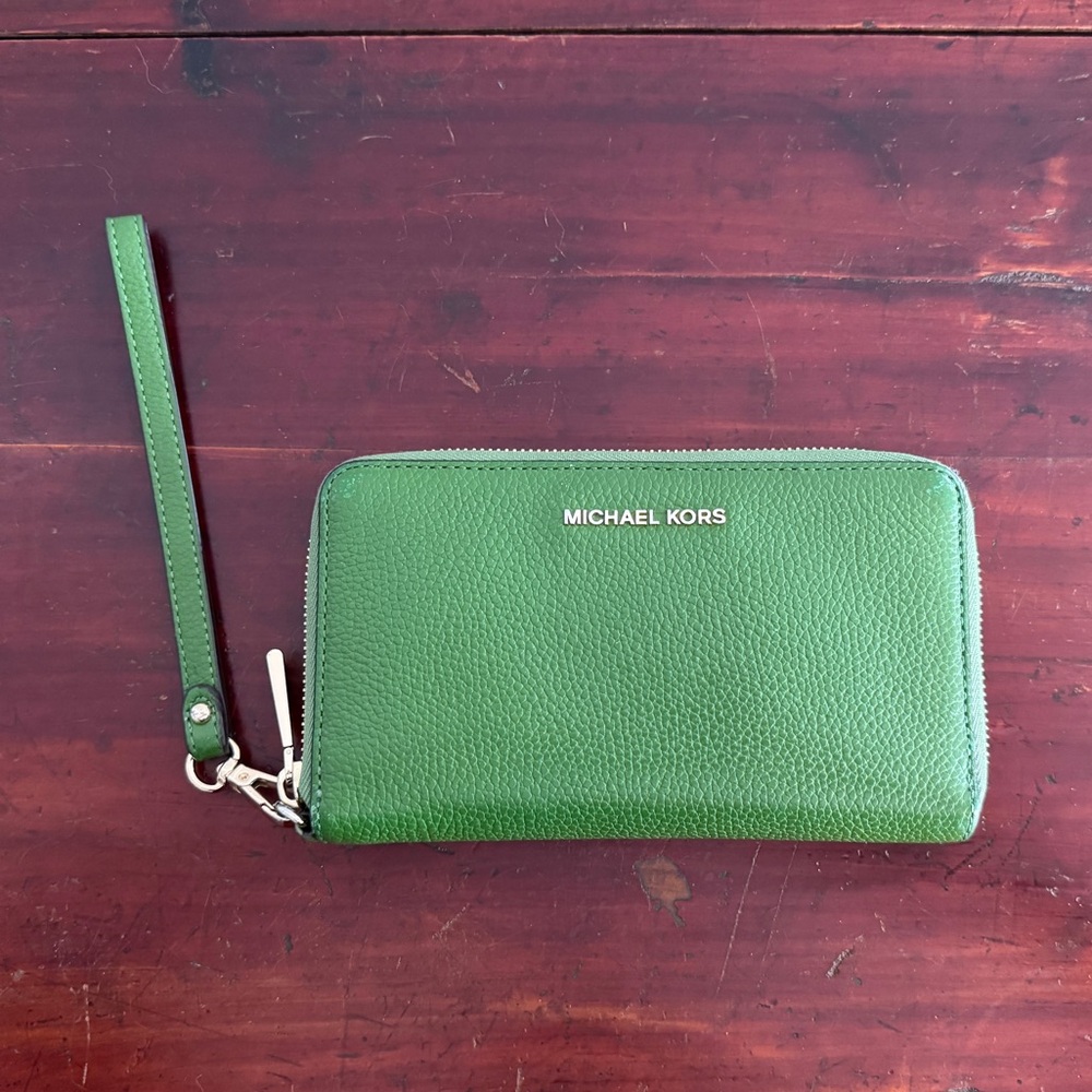 Michael Kors Clutch Wallet